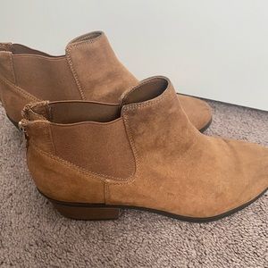 ALDO Brown booties!